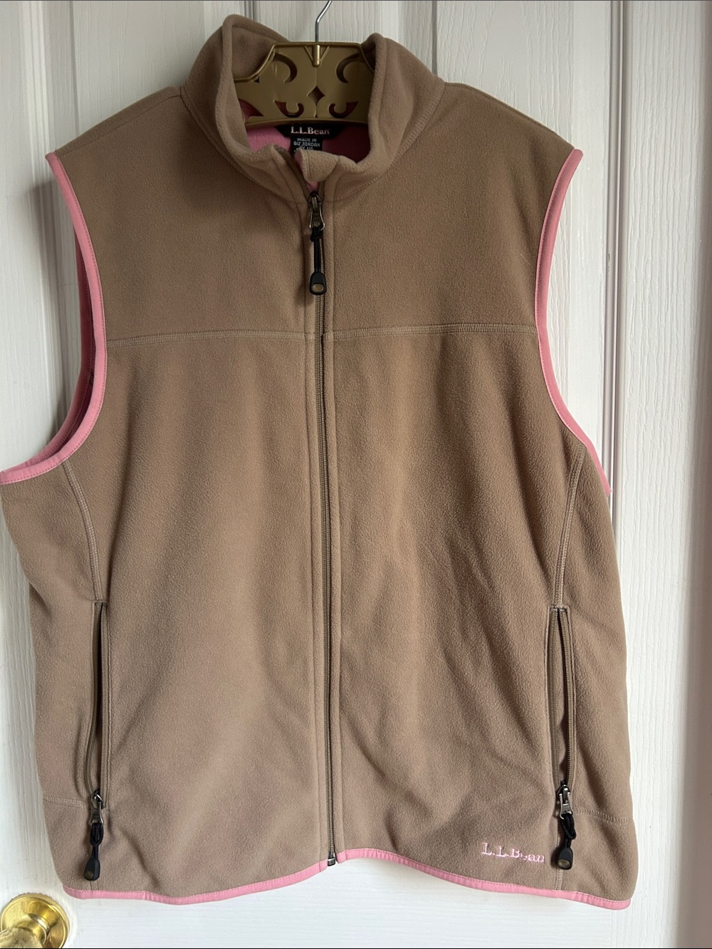 L.L. Bean women’s Taupe Fleece Vest with Pink Trim